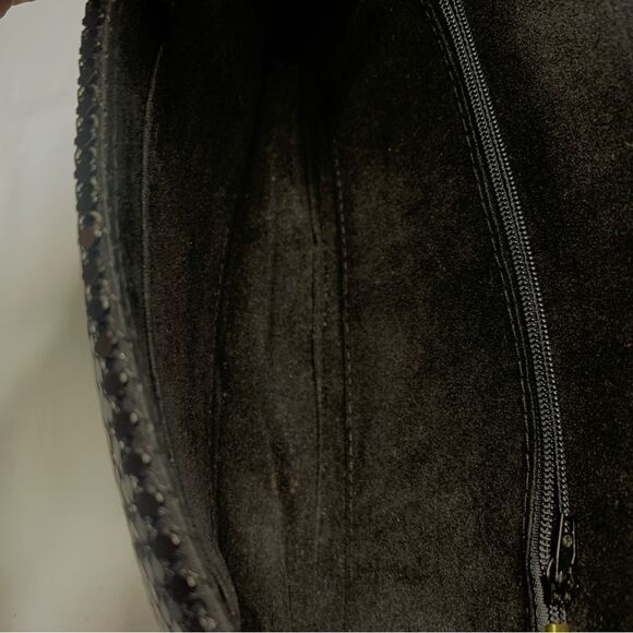 Black Metal Mesh-Metal Gold Tone Metal Trim Evening Shoulder Purse or Clutch - Picture 11 of 15